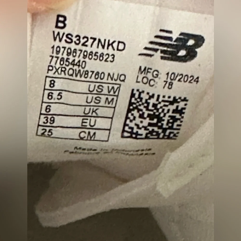 New Balance Women's Shoes - White and Tan - NWOB - Picture 9 of 9